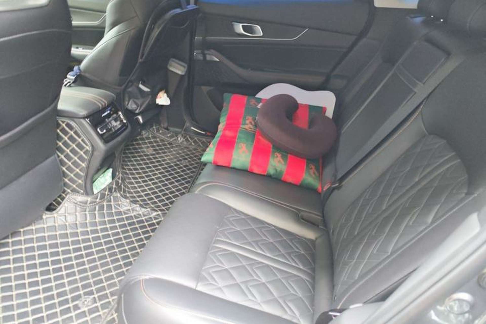 Used CHANGAN UNI-K 2021 2.0T Excellence Edition Left Rear Seat