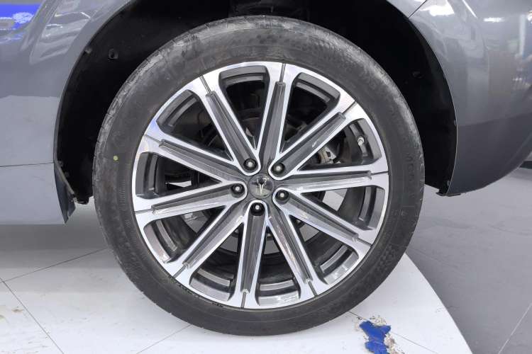 Used CHANGAN UNI-K 2021 2.0T Prestige Edition Left Rear Wheel Hub