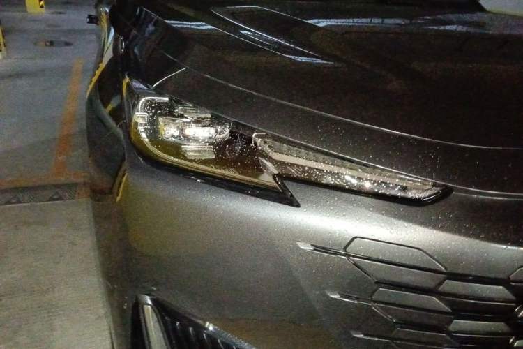 Used CHANGAN UNI-K 2021 2.0T Excellence Edition Right Front Headlight