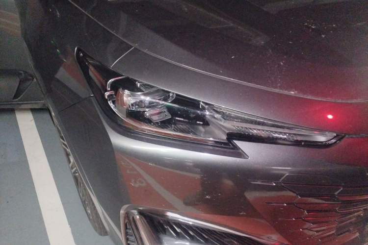 Used CHANGAN UNI-K 2021 2.0T Prestige Edition Right Front Headlight