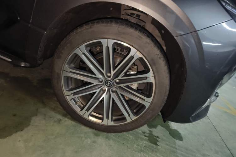 Used CHANGAN UNI-K 2021 2.0T Prestige Edition Right Front Wheel Hub