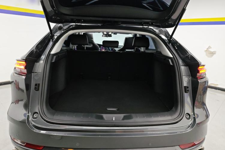Used CHANGAN UNI-K 2021 2.0T Luxury Version Trunk