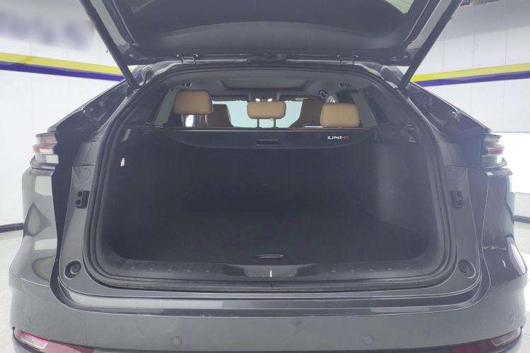 Used CHANGAN UNI-K 2021 2.0T Prestige Edition Trunk