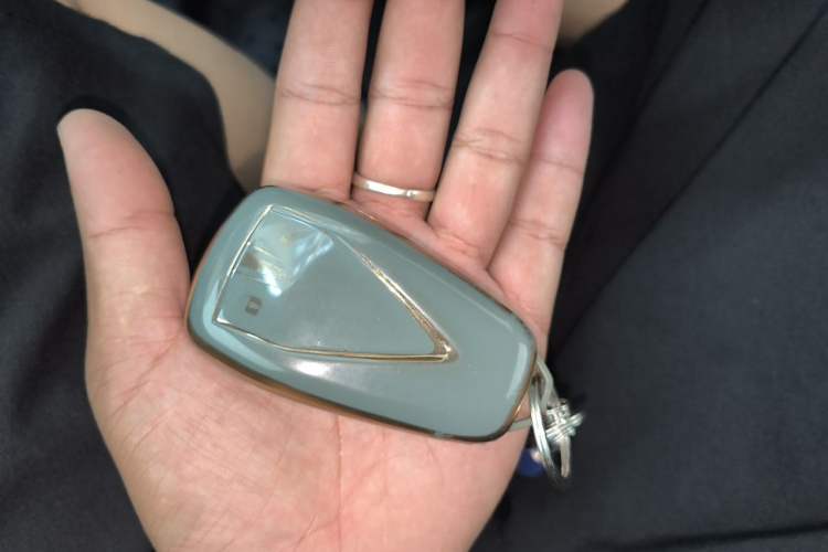 Used CHANGAN UNI-K 2021 2.0T Prestige Edition Vehicle Key