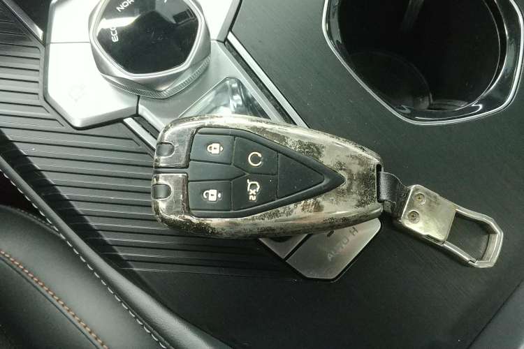 Used CHANGAN UNI-K 2021 2.0T All-Wheel Drive Prestige Version Vehicle Key
