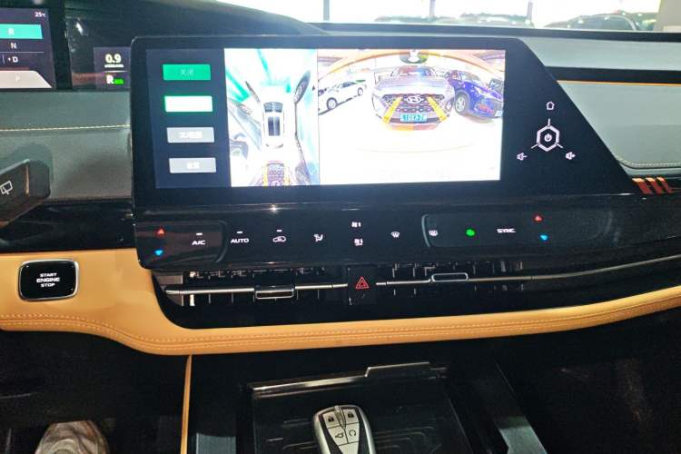 Used CHANGAN UNI-K 2021 2.0T Prestige Edition Audio And AC Panel
