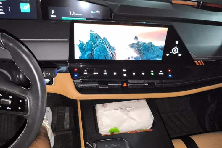 Used CHANGAN UNI-K 2021 2.0T Excellence Edition Audio And AC Panel