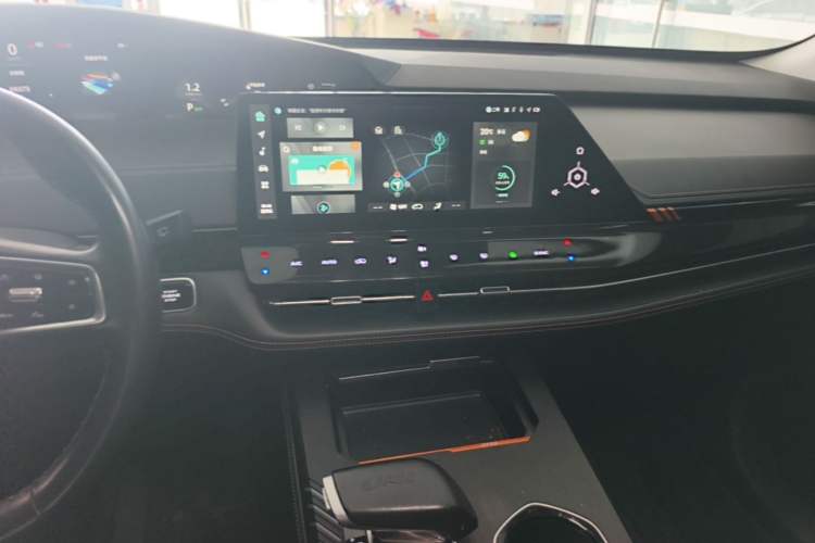 Used CHANGAN UNI-K 2021 2.0T Excellence Edition Audio And AC Panel