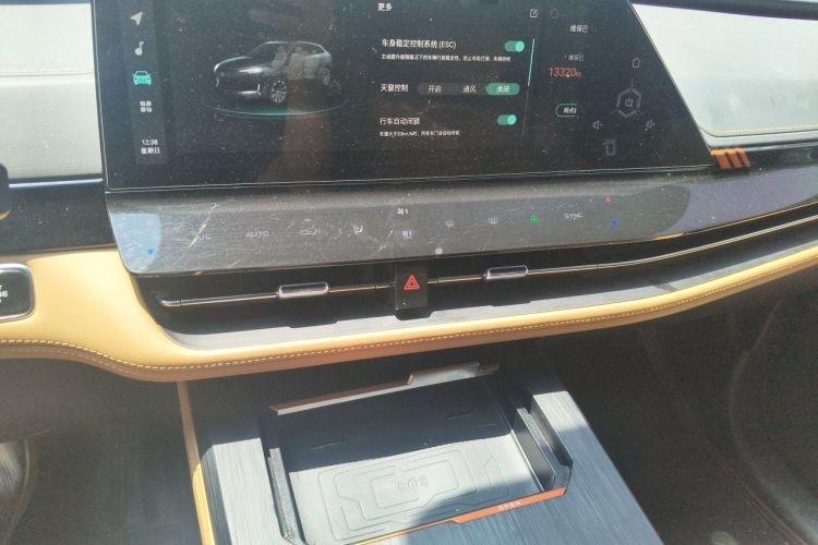 Used CHANGAN UNI-K 2021 2.0T Prestige Edition Audio And AC Panel