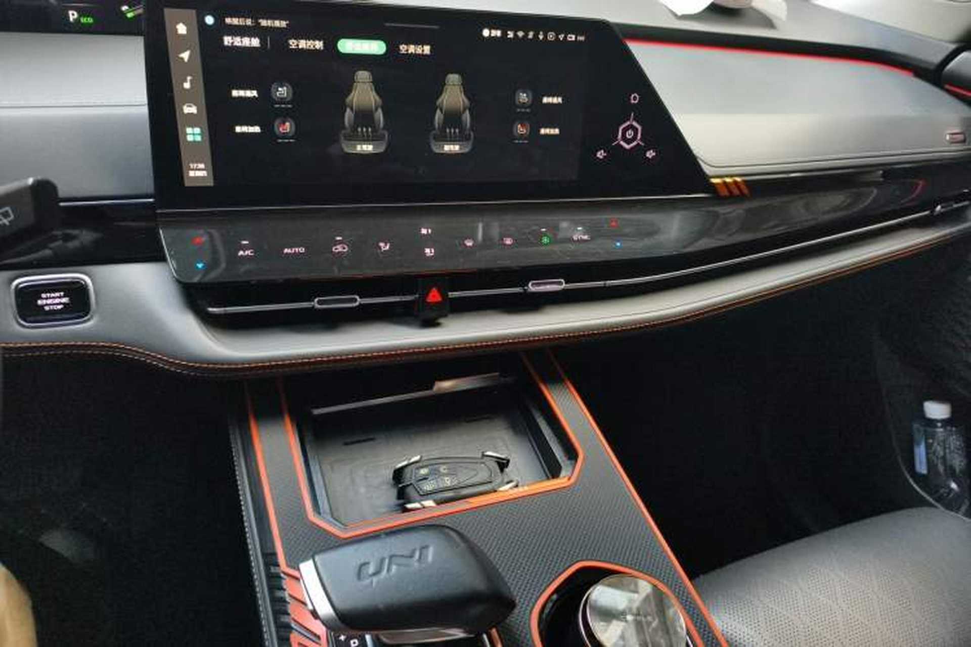 Used CHANGAN UNI-K 2021 2.0T Prestige Edition Audio And AC Panel