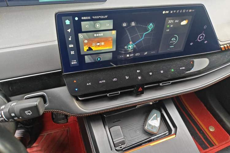Used CHANGAN UNI-K 2021 2.0T Prestige Edition Audio And AC Panel