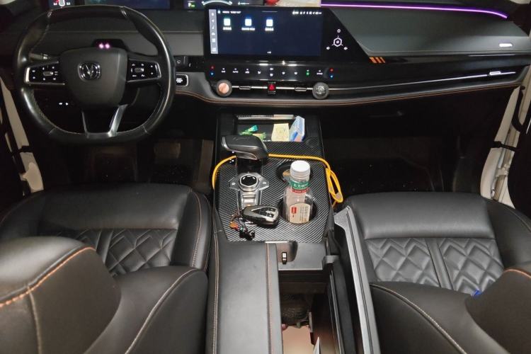 Used CHANGAN UNI-K 2021 2.0T Prestige Edition Center Console