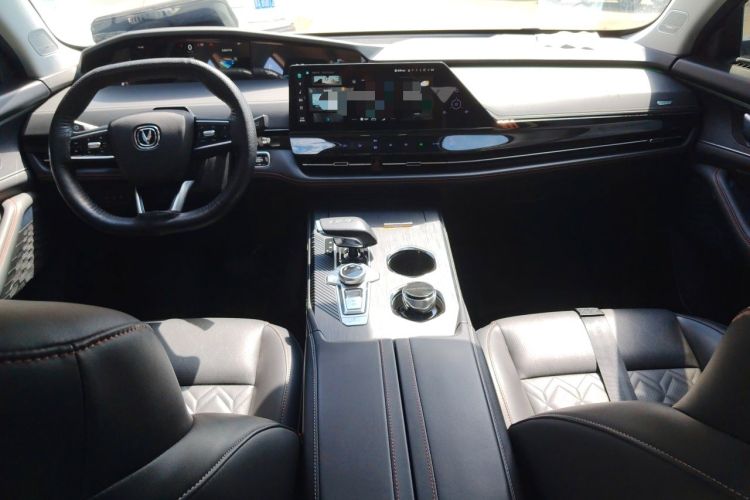 Used CHANGAN UNI-K 2021 2.0T Prestige Edition Center Console