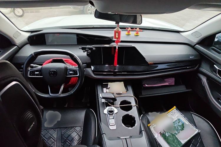 Used CHANGAN UNI-K 2021 2.0T Prestige Edition Center Console