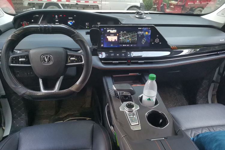 Used CHANGAN UNI-K 2021 2.0T Excellence Edition Center Console