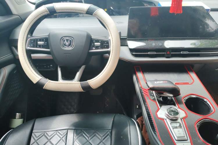 Used CHANGAN UNI-K 2021 2.0T Excellence Edition Center Console