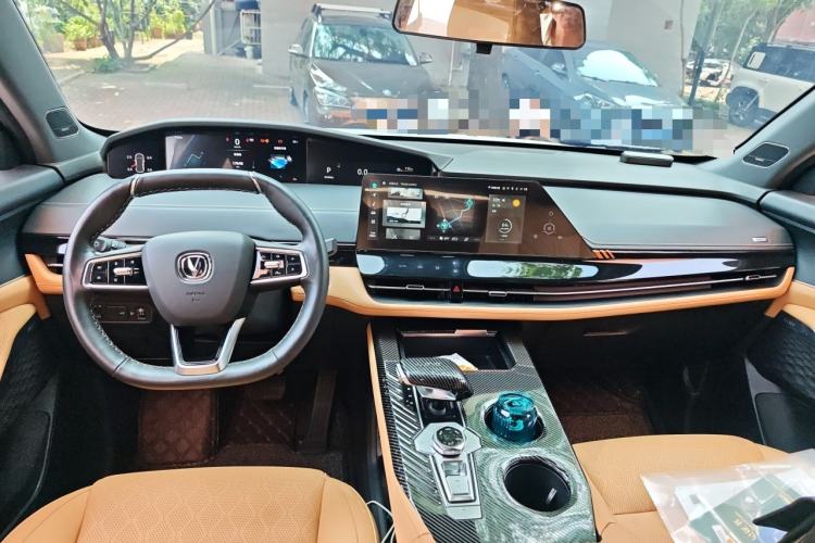 Used CHANGAN UNI-K 2021 2.0T Excellence Edition Center Console