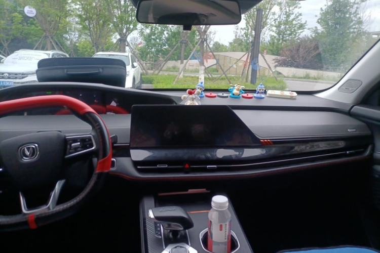 Used CHANGAN UNI-K 2021 2.0T Prestige Edition Center Console
