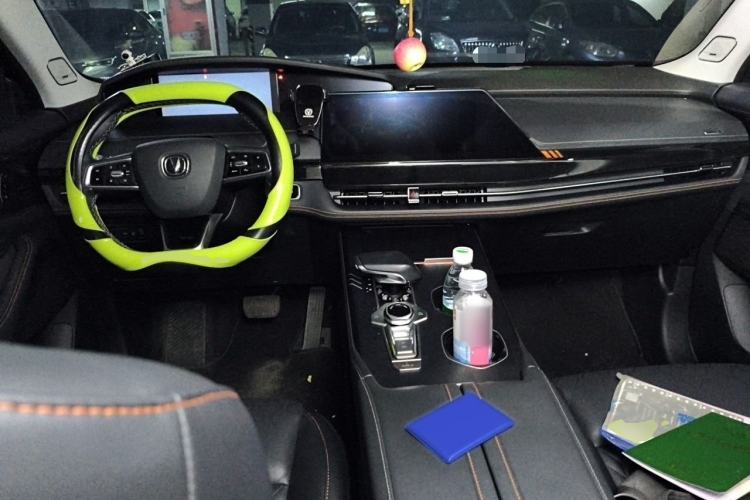 Used CHANGAN UNI-K 2021 2.0T Prestige Edition Center Console