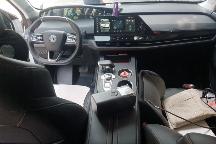 Used CHANGAN UNI-K 2021 2.0T Excellence Edition Center Console