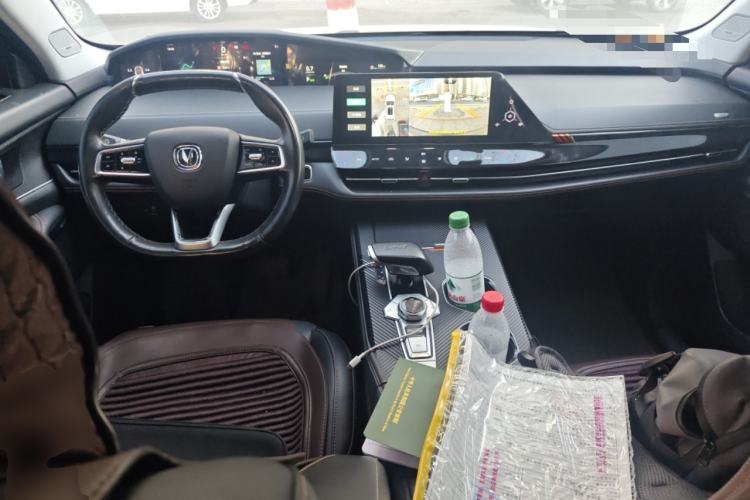 Used CHANGAN UNI-K 2021 2.0T Excellence Edition Center Console