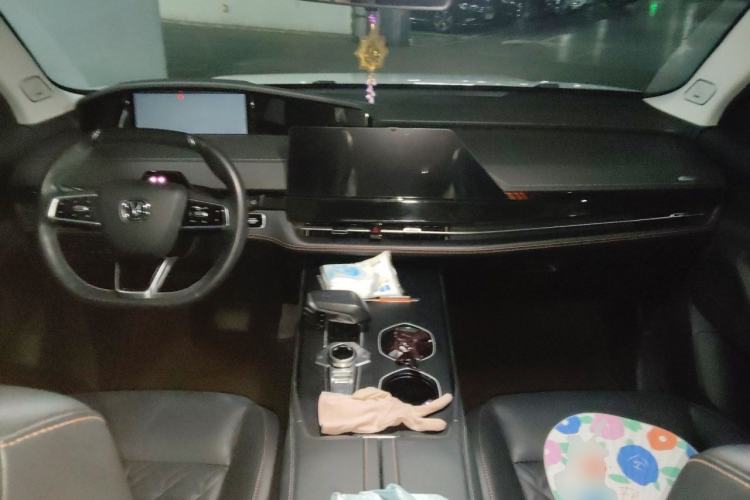 Used CHANGAN UNI-K 2021 2.0T Prestige Edition Center Console