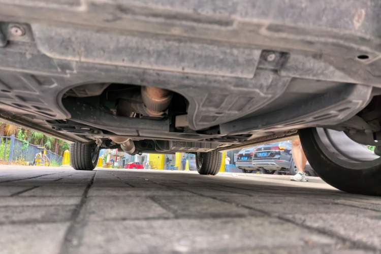 Used CHANGAN UNI-K 2021 2.0T Luxury Version Chassis Front