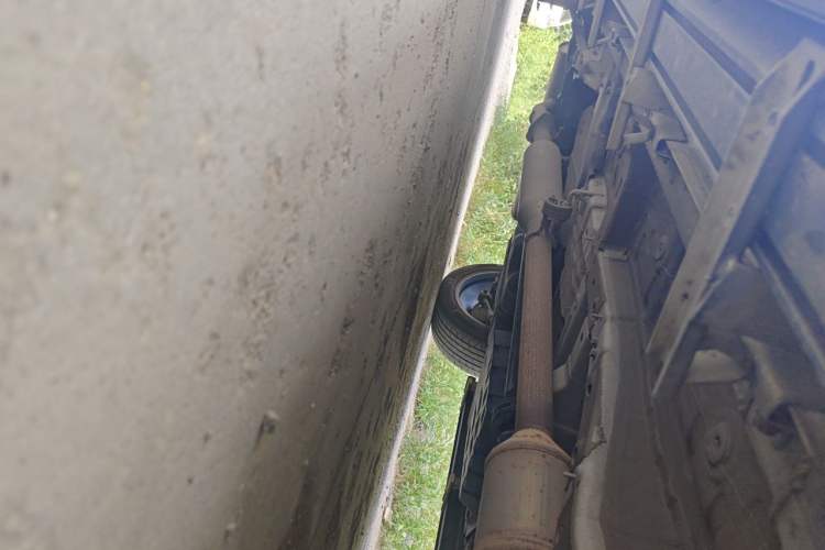 Used CHANGAN UNI-K 2021 2.0T All-Wheel Drive Prestige Version Chassis Front Right