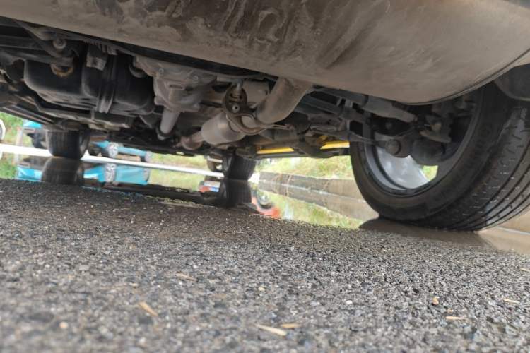 Used CHANGAN UNI-K 2021 2.0T All-Wheel Drive Prestige Version Chassis Rear
