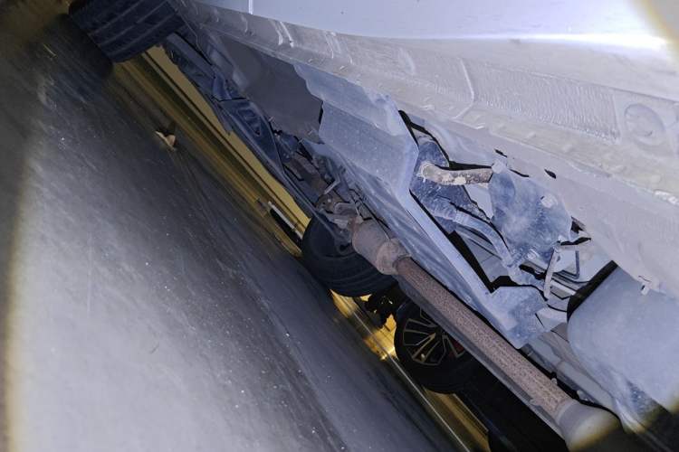 Used CHANGAN UNI-K 2021 2.0T Prestige Edition Chassis Rear Left