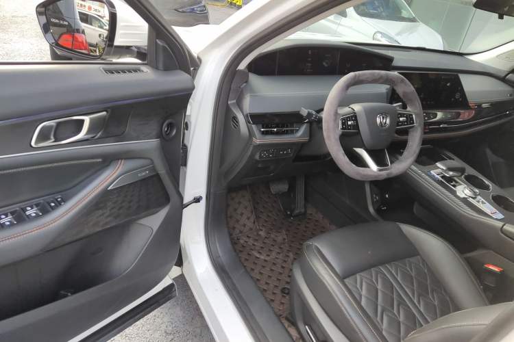 Used CHANGAN UNI-K 2021 2.0T Excellence Edition Driver Seat