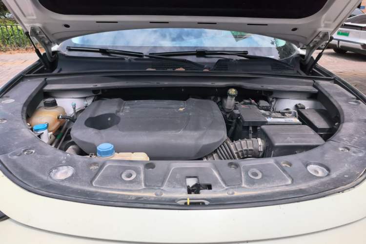 Used CHANGAN UNI-K 2021 2.0T Luxury Version Engine Bay