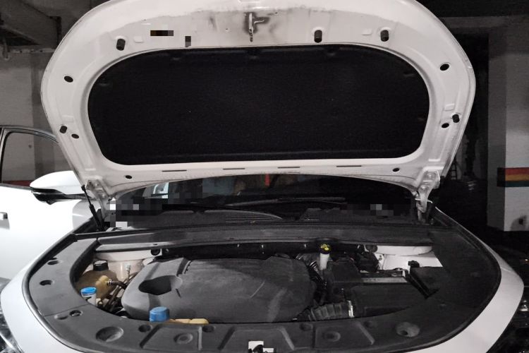 Used CHANGAN UNI-K 2021 2.0T Excellence Edition Engine Bay