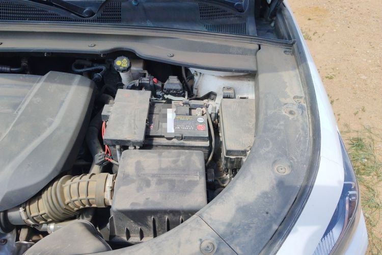 Used CHANGAN UNI-K 2021 2.0T Prestige Edition Engine Bay Left