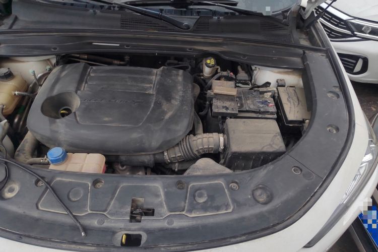 Used CHANGAN UNI-K 2021 2.0T Prestige Edition Engine Bay Left
