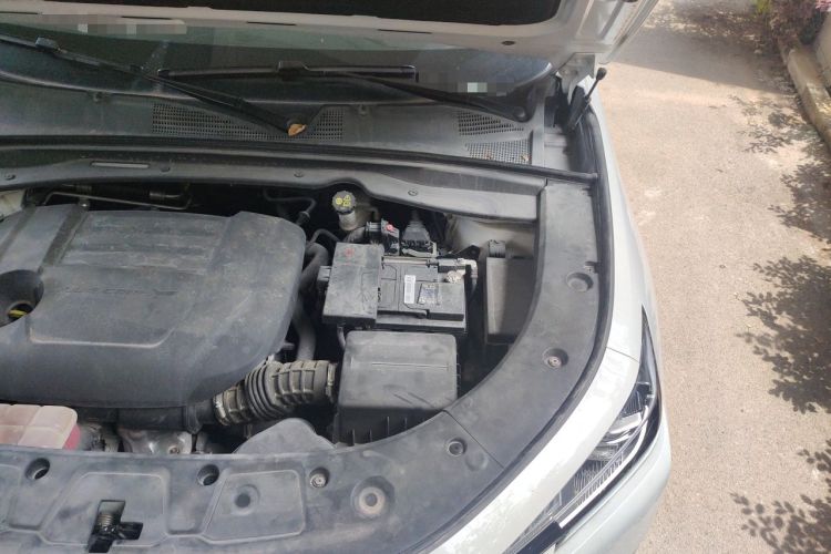 Used CHANGAN UNI-K 2021 2.0T Excellence Edition Engine Bay Left