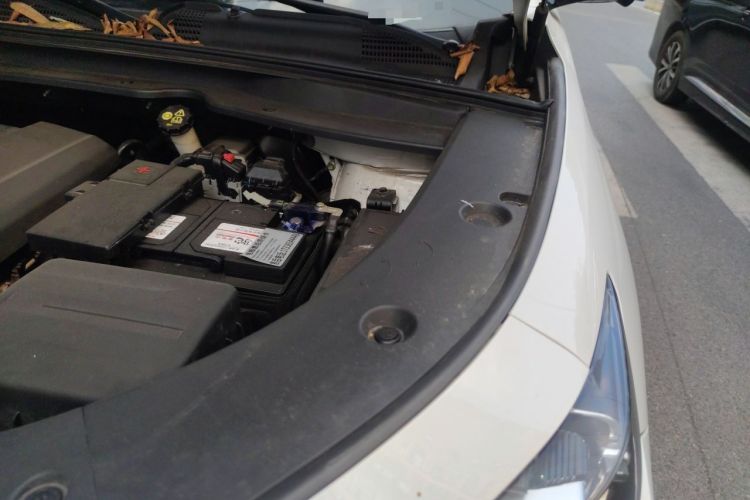 Used CHANGAN UNI-K 2021 2.0T Prestige Edition Engine Bay Left