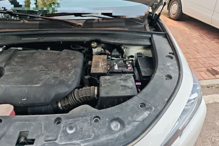Used CHANGAN UNI-K 2021 2.0T Excellence Edition Engine Bay Left