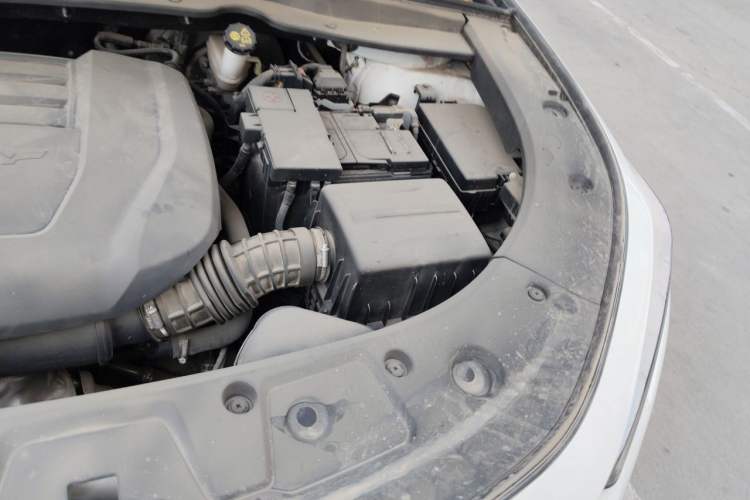 Used CHANGAN UNI-K 2021 2.0T Excellence Edition Engine Bay Left