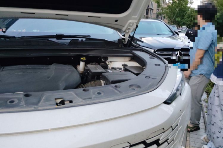 Used CHANGAN UNI-K 2021 2.0T Excellence Edition Engine Bay Left