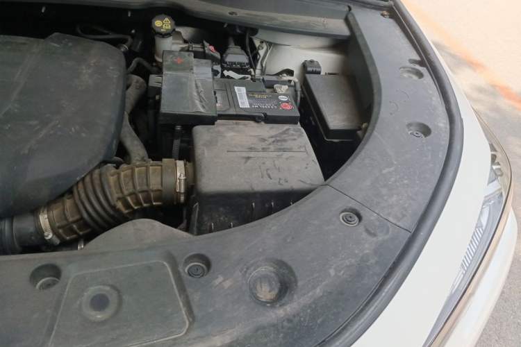 Used CHANGAN UNI-K 2021 2.0T Excellence Edition Engine Bay Left