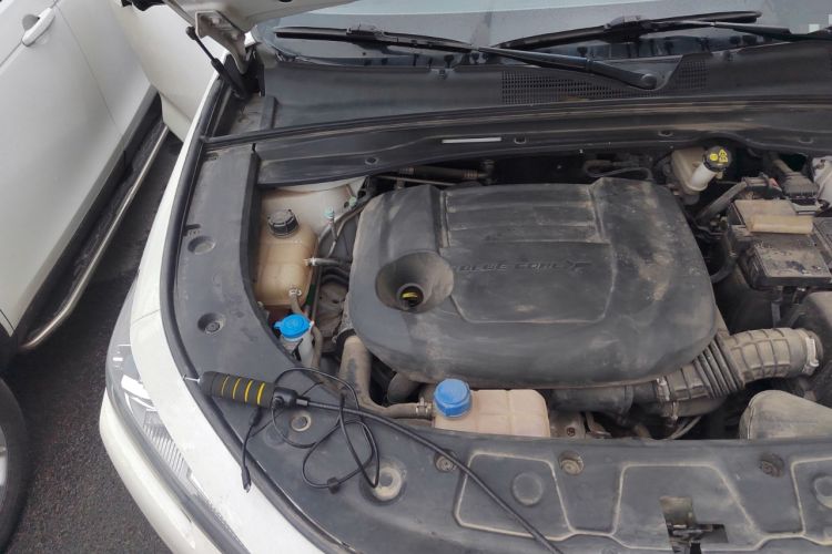 Used CHANGAN UNI-K 2021 2.0T Prestige Edition Engine Bay Right