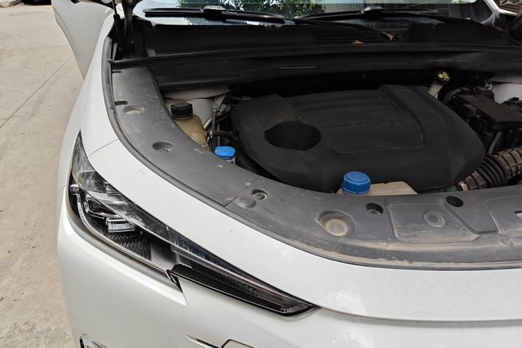 Used CHANGAN UNI-K 2021 2.0T Prestige Edition Engine Bay Right