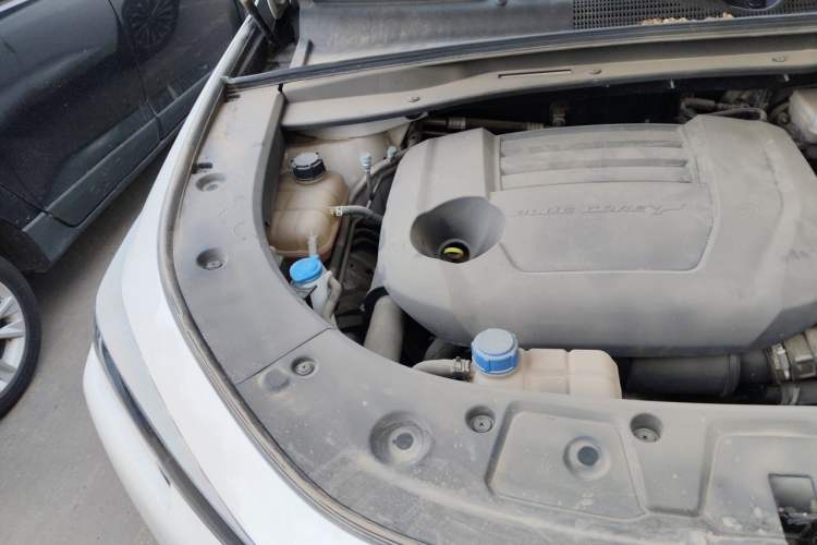 Used CHANGAN UNI-K 2021 2.0T Excellence Edition Engine Bay Right