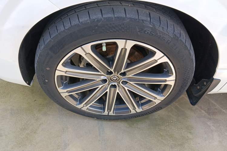 Used CHANGAN UNI-K 2021 2.0T All-Wheel Drive Prestige Version Exterior 4