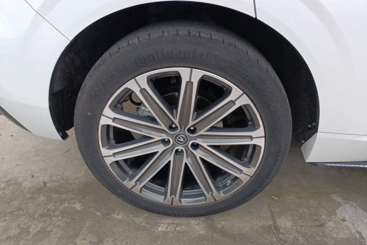 Used CHANGAN UNI-K 2021 2.0T All-Wheel Drive Prestige Version Exterior 5