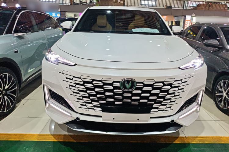 Used CHANGAN UNI-K 2021 2.0T Prestige Edition Front