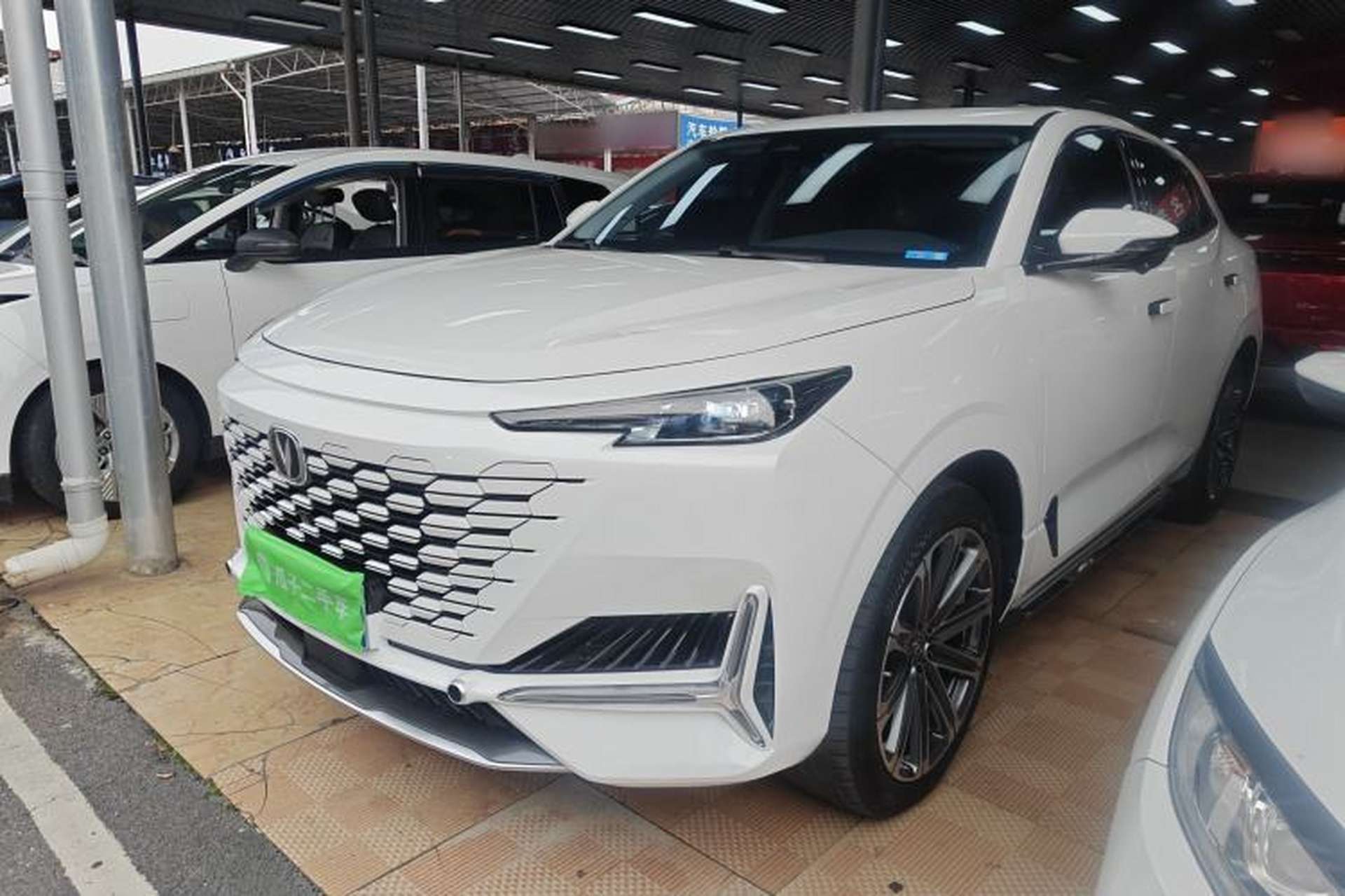 Used CHANGAN UNI-K 2021 2.0T Prestige Edition Front Left 45 Deg