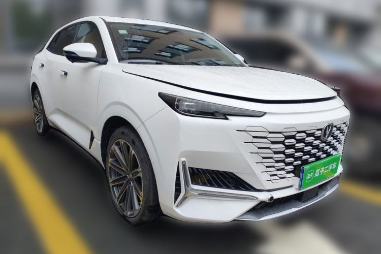 Used CHANGAN UNI-K 2021 2.0T Prestige Edition Front Right 45 Deg