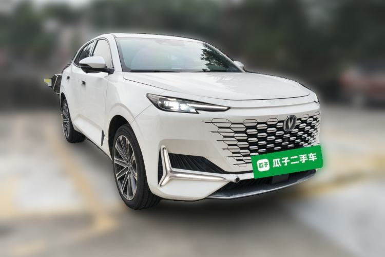 Used CHANGAN UNI-K 2021 2.0T Prestige Edition Front Right 45 Deg